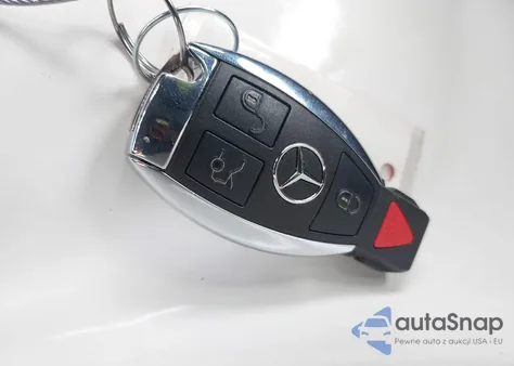 2019 Mercedes-Benz Glc 300 4Matic z USA, uszkodzony, nr VIN WDC0G4KB7KF626348